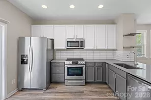 2632 Weddington Ave, Charlotte, NC 28204 - Photo 4