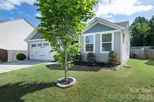 2458 Thorn Spring Ln SE, Concord, NC 28025 - Photo 2