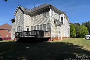 11025 Fountaingrove Dr, Charlotte, NC 28262 - Photo 14