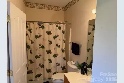 11025 Fountaingrove Drive, Charlotte, NC 28262 - Photo 6