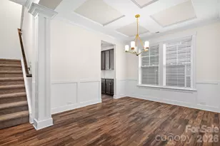 10008 Michael Crossing Dr, Charlotte, NC 28213 - Photo 4