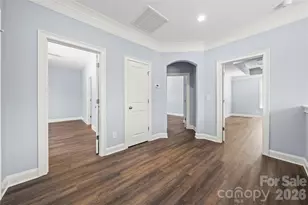 521 Austin Dr, Charlotte, NC 28213 - Photo 18