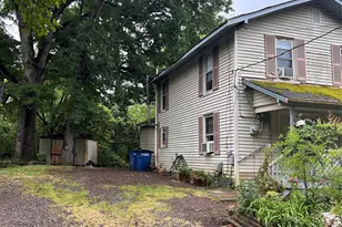 819 Newbern Ave, Statesville, NC 28677 - Photo 2