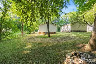 704 W Carolina Ave, Bessemer City, NC 28016 - Photo 16