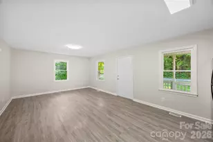 704 W Carolina Ave, Bessemer City, NC 28016 - Photo 6