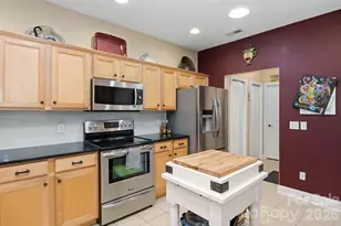 57 Outlook Cir, Swannanoa, NC 28778 - Photo 4