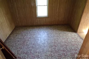 145 Kirk's Dr, Hot Springs, NC 28743 - Photo 18