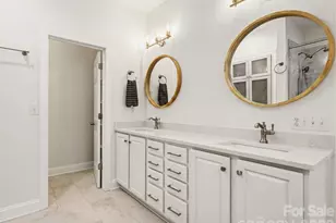 1022 Fleming Ln, Matthews, NC 28104 - Photo 16