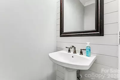 4433 Brookwood Road, Charlotte, NC 28215 - Photo 16