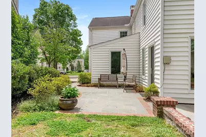 225 Altondale Avenue, Charlotte, NC 28207 - Photo 28