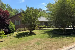 605 Queens Rd, Cherryville, NC 28021 - Photo 2