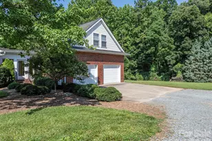 4440 Hucks Rd, Charlotte, NC 28269 - Photo 44