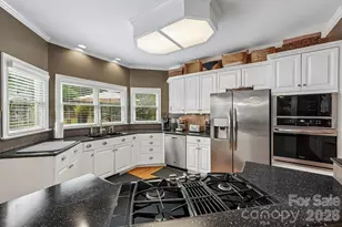 5325 Chiltern Hills Trail, Charlotte, NC 28215 - Photo 16