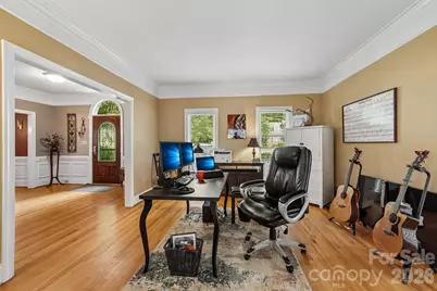 5325 Chiltern Hills Trail, Charlotte, NC 28215 - Photo 10