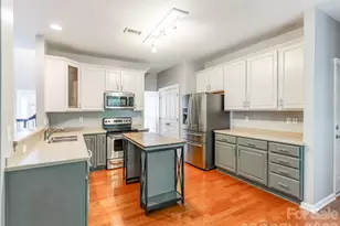 10333 Misty Moss Ct, Mint Hill, NC 28227 - Photo 6