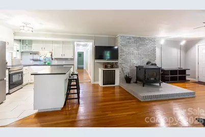 10623 Rozzelles Ferry Road, Charlotte, NC 28214 - Photo 12