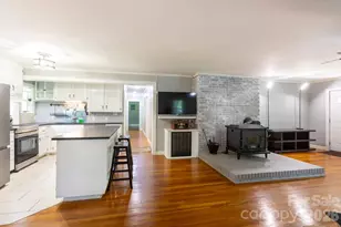 10623 Rozzelles Ferry Rd, Charlotte, NC 28214 - Photo 12