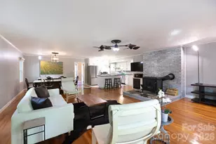 10623 Rozzelles Ferry Rd, Charlotte, NC 28214 - Photo 8