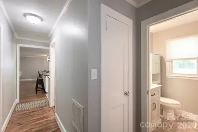 10623 Rozzelles Ferry Road, Charlotte, NC 28214 - Photo 34