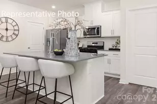 736 14th Ave Ct NE, Hickory, NC 28601 - Photo 4