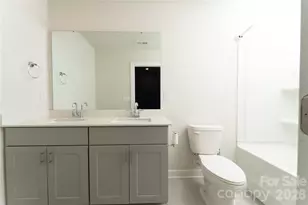 4107 Honey Locust Dr, Charlotte, NC 28215 - Photo 30