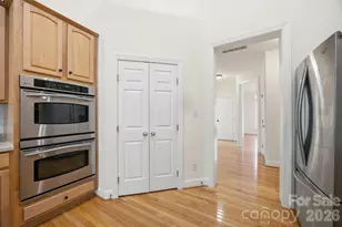 1113 ButterBurr Dr, Matthews, NC 28104 - Photo 8