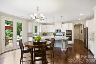 819 Tyne Dr, Fort Mill, SC 29715 - Photo 12