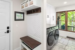 152 Eastmoor Dr, Asheville, NC 28805 - Photo 12