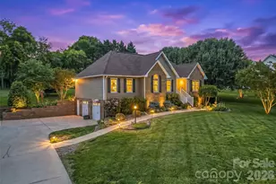 4129 Black Oak Rd, Hickory, NC 28602 - Photo 1
