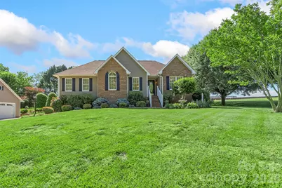 4129 Black Oak Road, Hickory, NC 28602 - Photo 2