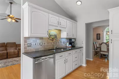 4129 Black Oak Road, Hickory, NC 28602 - Photo 10