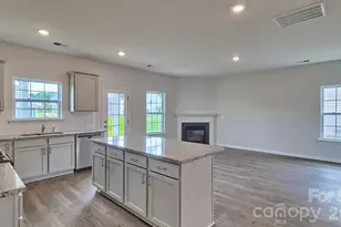 33 Queen Vly Wy, Waynesville, NC 28786 - Photo 8