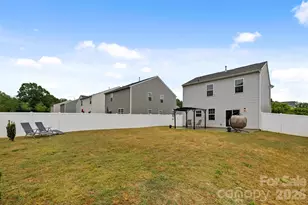 225 Final Stretch Ln, Clover, SC 29710 - Photo 36