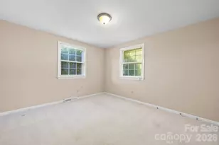 2010 12th St Dr NW, Hickory, NC 28601 - Photo 24
