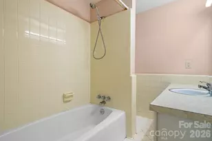 2010 12th St Dr NW, Hickory, NC 28601 - Photo 26