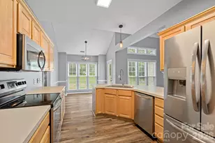 17121 Cambridge Grove Dr, Huntersville, NC 28078 - Photo 10