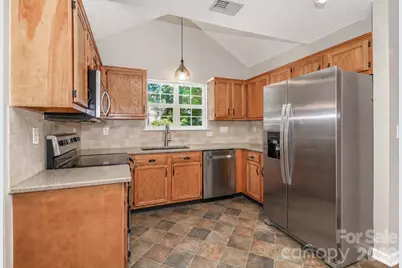126 Tara Lynn Court, Mooresville, NC 28115 - Photo 8