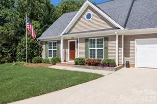 126 Tara Lynn Ct, Mooresville, NC 28115 - Photo 2