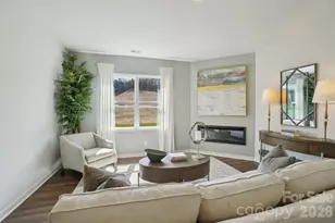628 Country Oak Dr, Asheville, NC 28804 - Photo 6