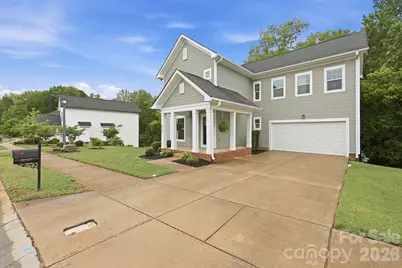 8207 Dumphries Drive, Huntersville, NC 28078 - Photo 4