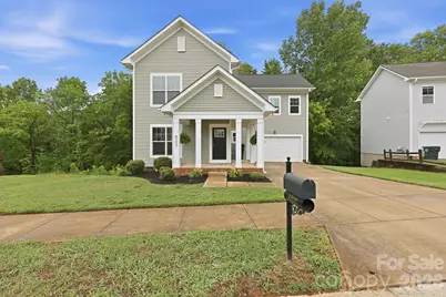 8207 Dumphries Drive, Huntersville, NC 28078 - Photo 2