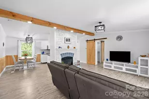 285 Dove Haven Ln, Hendersonville, NC 28791 - Photo 6