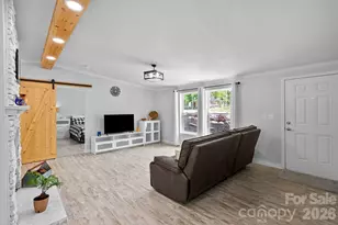 285 Dove Haven Ln, Hendersonville, NC 28791 - Photo 8