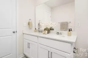 623 Country Oak Dr, Asheville, NC 28804 - Photo 24