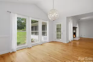 10314 Rougemont Ln, Charlotte, NC 28277 - Photo 18