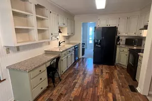 837 Deerfield Dr, Mount Holly, NC 28120 - Photo 6