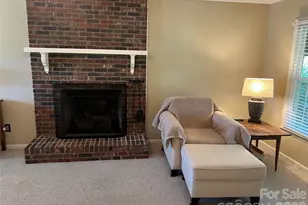 837 Deerfield Dr, Mount Holly, NC 28120 - Photo 12