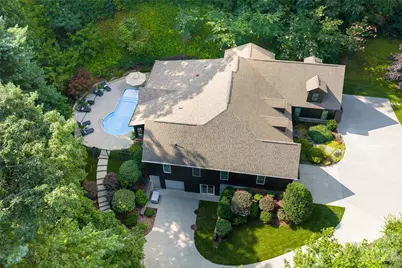 300 White Pine Drive, Hendersonville, NC 28739 - Photo 6
