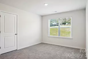 627 Country Oak Dr, Asheville, NC 28804 - Photo 36