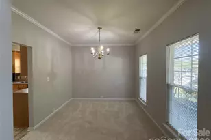 2140 Pineapple Ct, Matthews, NC 28105 - Photo 2